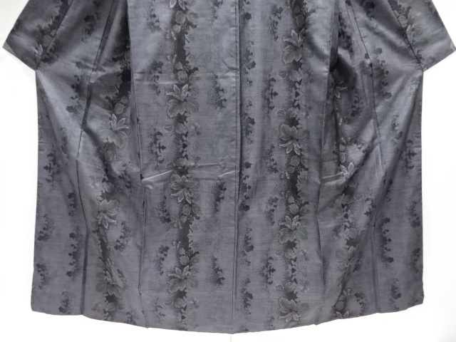  草花模様織り出し本場泥大島紬着物(9マルキ)